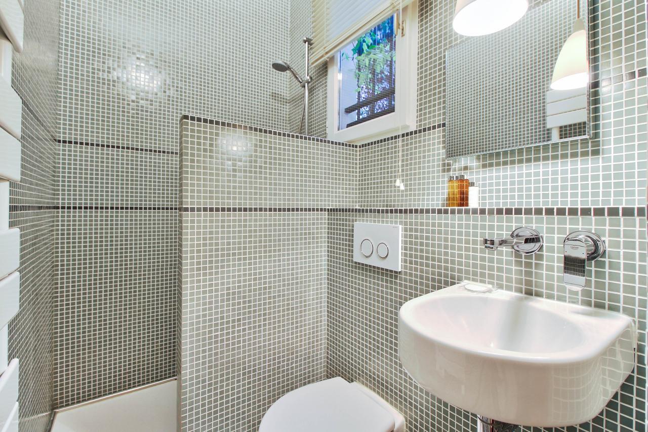 Mouton Duvernet Apartment *